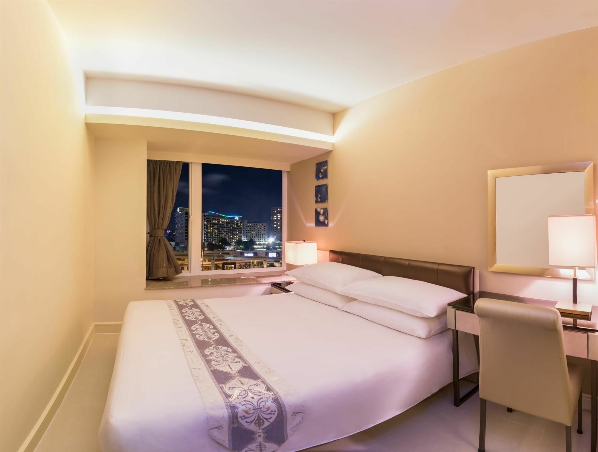 الشقق الفندقية هونغ كونغفي  فندق كولون هاربورفرونت المظهر الخارجي الصورة